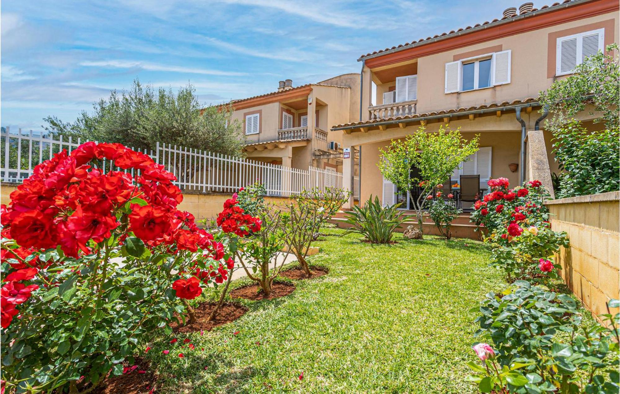 4 Bedroom Beautiful Home In Alcudia Port de Alcudia  Εξωτερικό φωτογραφία